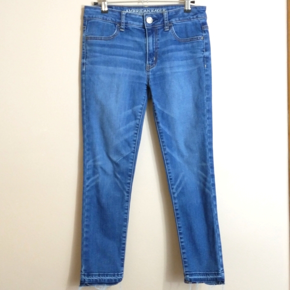 American Eagle Hi-Rise Jegging Crop Super Stretch Jeans Women's Size 4 Raw Hem - Picture 1 of 5